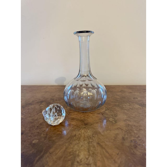 Pretty antique Edwardian quality glass decanter, having a quality antique Edwardian glass decanter with the original glass...