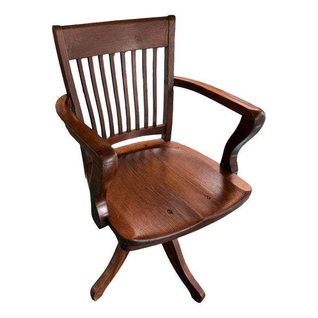 Bentwood Captains Chair with Swiveling Base For Sale