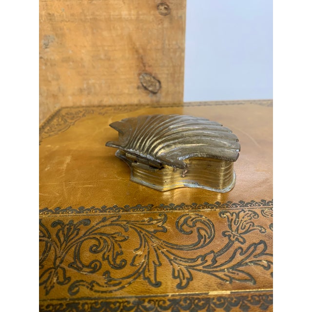Hollywood Regency Vintage Brass Scallop Shell Trinket Box For Sale - Image 3 of 5