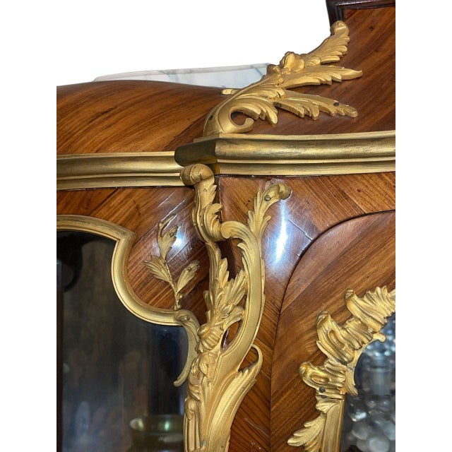 Spectacular Early 20th Century French Louis XV Style Vitrine Signed by F. Linke For Sale In Los Angeles - Image 6 of 15
