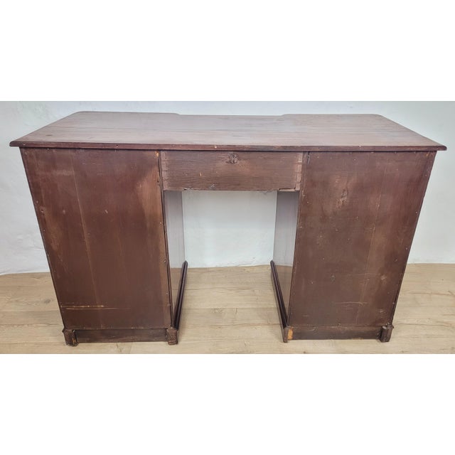 English Victorian Writing Desk in Mahogany, 1890 For Sale - Image 15 of 18