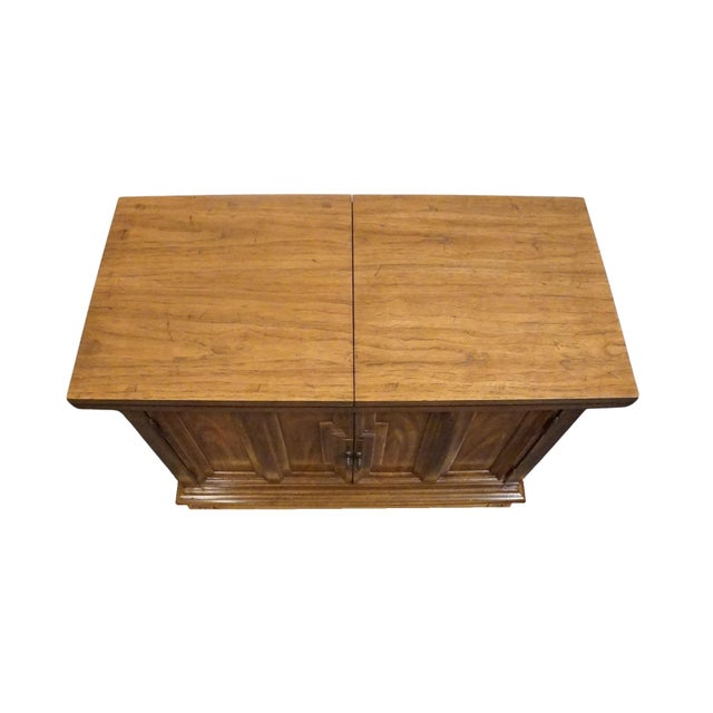 Thomasville Thomasville Furniture Legendary Collection Spanish Mediterranean Style 76" Flip Top Server Buffet 3721-510 For Sale - Image 4 of 17