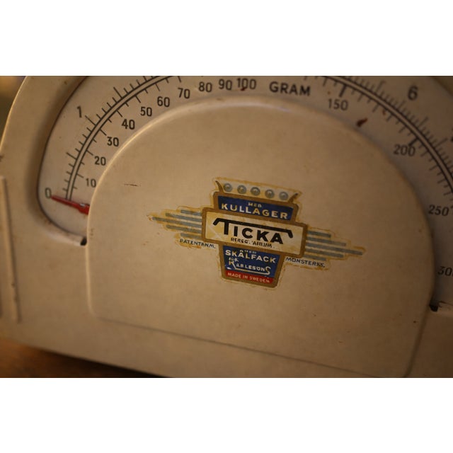 Mid-Century Mechanical Ticka Kitchen Scale from Karlsson, Sweden, 1960s For Sale - Image 4 of 5