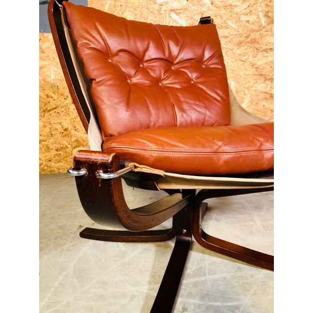 Vintage Leather Lowback and Highback Falcon Chairs by Sigurd Resell, Set of 2 For Sale - Image 5 of 12