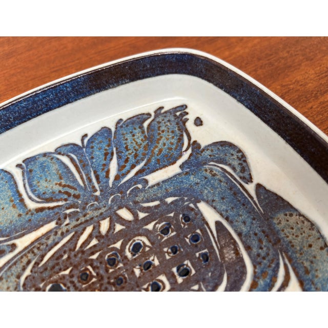 Ceramic Mid-Century Danish Porcelain Baca Blue Line Bowl by Nils Thorsson and Kari Christensen for Royal Copenhagen, 1960s For Sale - Image 7 of 15