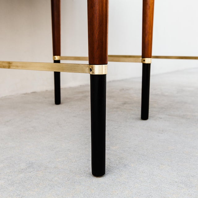 Restored 1950s Paul McCobb Mahogany & Brass "Connoisseur Collection" Expandable Dining Table For Sale - Image 11 of 18