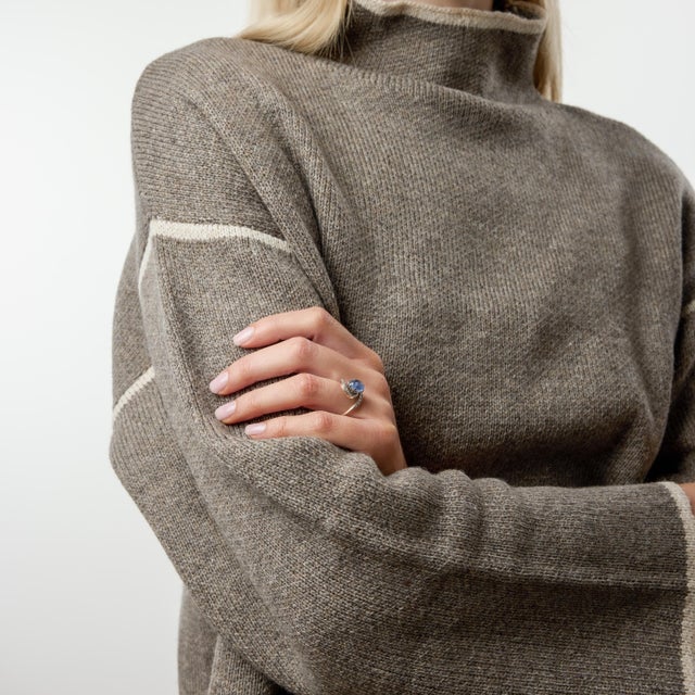 1910s 1910s Edwardian Cabochon Cut Sapphire 18k Rose Gold Platinum Swirl Ring, Size 6.75 For Sale - Image 5 of 7