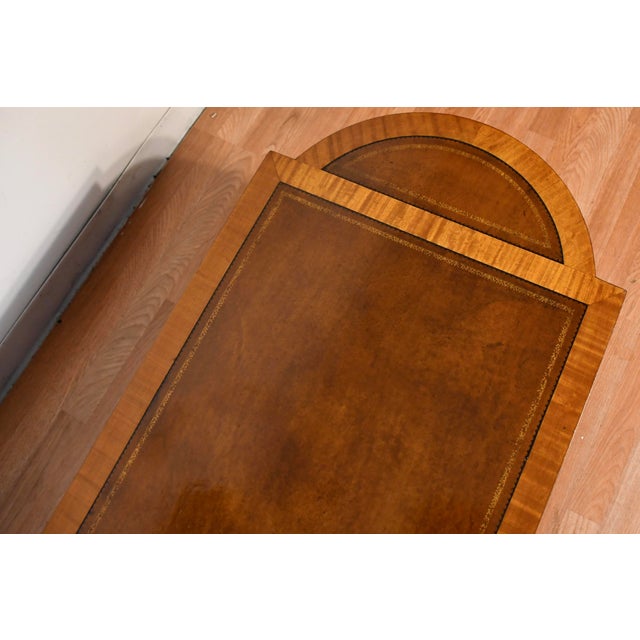 1930s English Regency Mahogany & Satinwood , Leather Top Coffee Table For Sale - Image 4 of 15