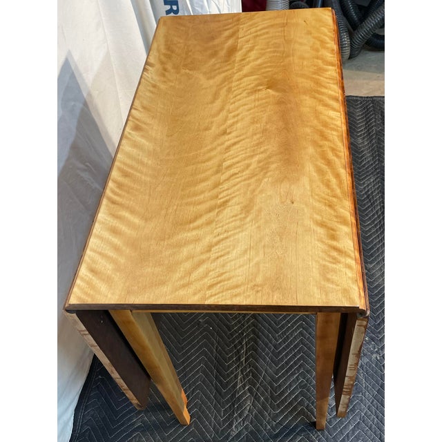Wood Tiger / Curly Maple Pennsylvania Bench Made Vintage Double Gate Leg Table For Sale - Image 7 of 18