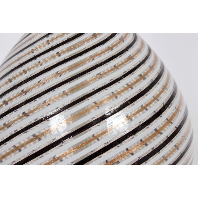 Copper Tall Dino Martens Aureliano Toso Glass Table Lamp with Copper Swirl For Sale - Image 8 of 11