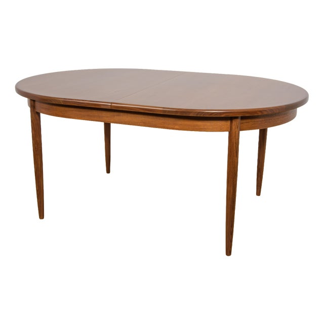 Mid-Century Modern Teak Oval Dining Table from G-Plan, United Kingdom, 1960s For Sale