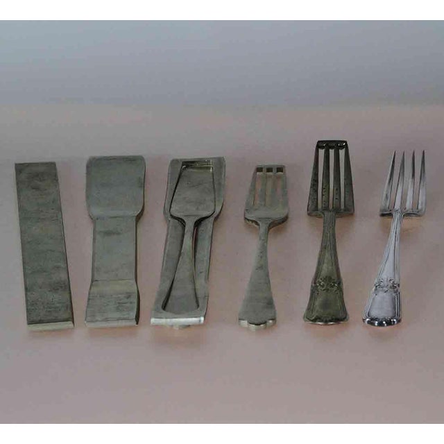 New 1980s Silver Set of 6- Seven Piece Place-Setting, 42 Pieces Rattail. With Case For Sale - Image 9 of 18