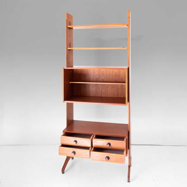 Vintage Italian Freestanding Teak Bookcase in the style of Dassi, 1960s For Sale - Image 16 of 16