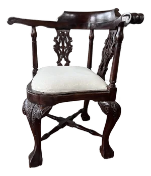 1990s Chippendale-Style Hand-Carved Mahogany Corner Chair
