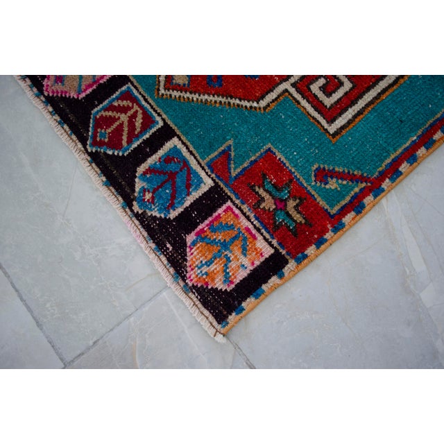Turquoise 1970s Vintage Oushak Rug Hand Knotted Small Rug Mat - 1′8″ × 3′11″ For Sale - Image 8 of 14