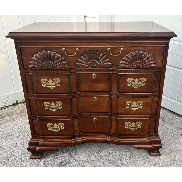 Vtg. Harden Georgian Style Shell Carved Cherry Block Front Bachelors Chest For Sale - Image 14 of 14