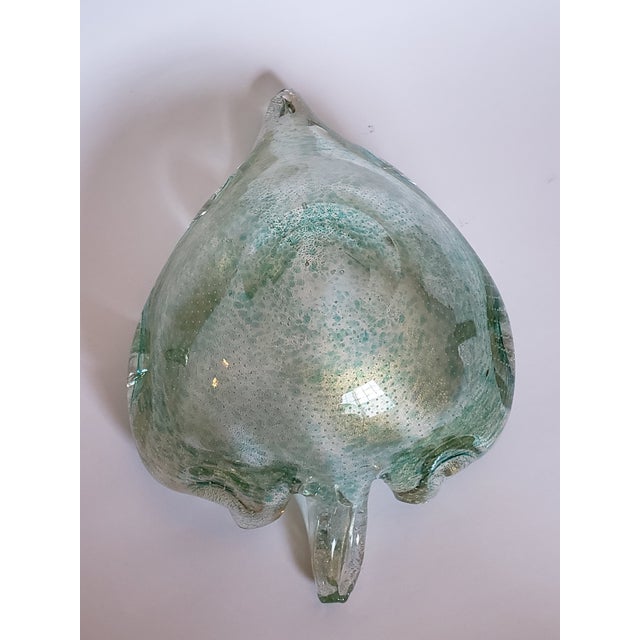 Ornamental & Decorative Materials 1950s Archimede Seguso Murano Glass Leaf Bowl Green Gold Bullicante For Sale - Image 7 of 17