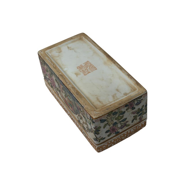 Rose Vintage Chinese Famiile Rose Enamel Graphic Rectangular Porcelain Box For Sale - Image 8 of 12