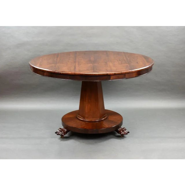 For sale is a good quality William IV rosewood circular breakfast table, remaining in very good condition for its age....