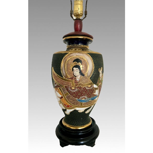 Early 20th Century Large Japanese Satsuma 'Moriage' Black and Gold Kannon Table Lamp, Signed For Sale - Image 5 of 12