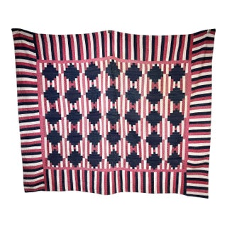 Matching Pair of Antique American Patriotic Hand Quilted Log Cabin Quilts C. Early 20th Century For Sale