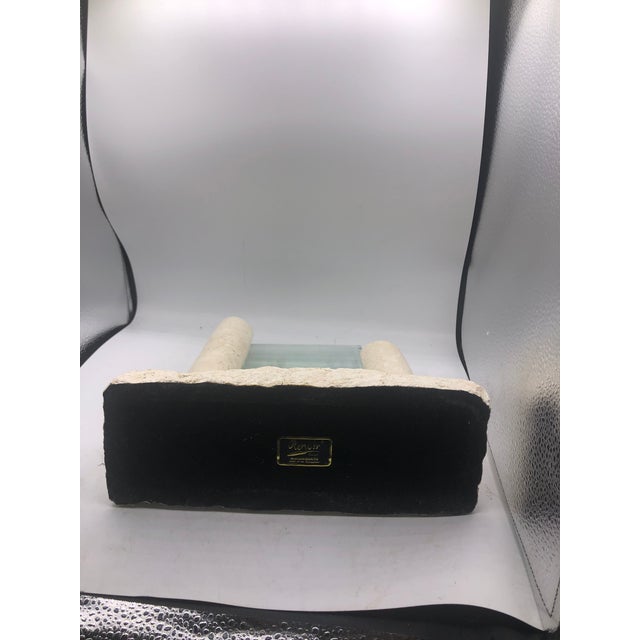 1980s Stone Travertine Column 5x7 Picture Frame For Sale In Miami - Image 6 of 12