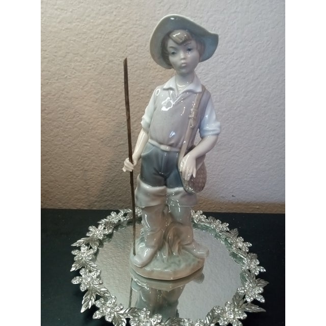 Gorgeous Lladro Spain Fisher Boy Figurine For Sale - Image 4 of 8