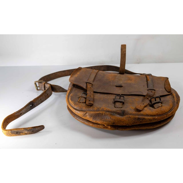 Early 20th Century Us Army Distressed Leather Messenger Bag For Sale - Image 4 of 12