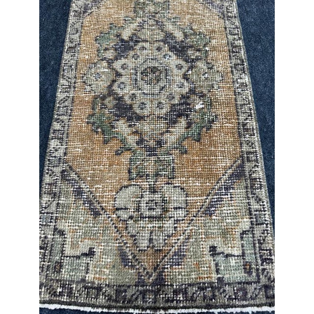 Contemporary Turkish Yastik Rug 1'6" x 2'10" For Sale - Image 3 of 5