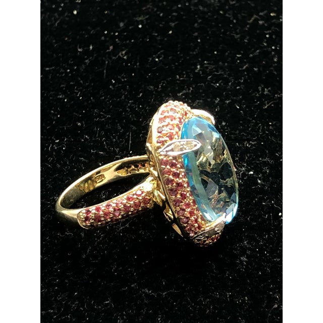 Bochic “Orient” Vintage Ruby & Blue Topaz Ring - 18K Gold & Silver Circa “90s” For Sale - Image 12 of 14