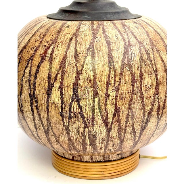 Mid Century Lacquered Coconut Shell Inlay Gourd-Form Table Lamp on Rattan Base For Sale In West Palm - Image 6 of 6