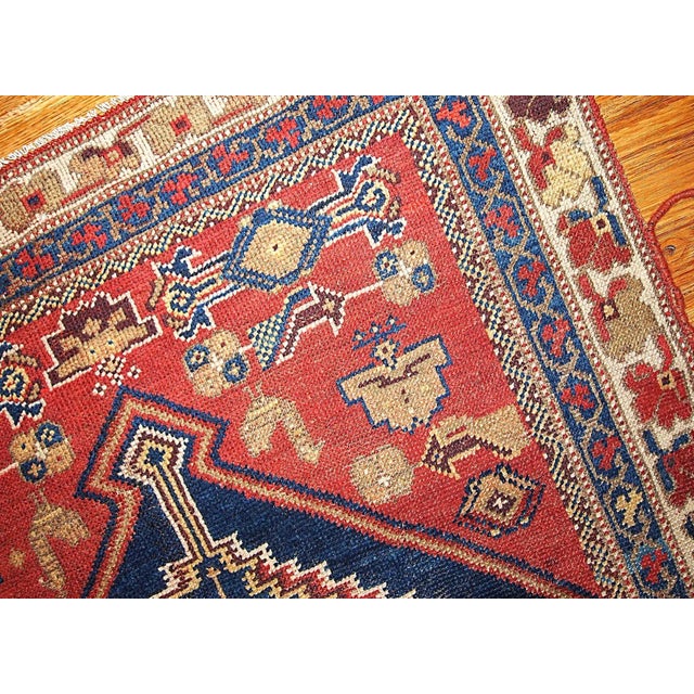 Tribal 1920s Handmade Antique Persian Shiraz Rug 3.2' X 5.9' For Sale - Image 3 of 9
