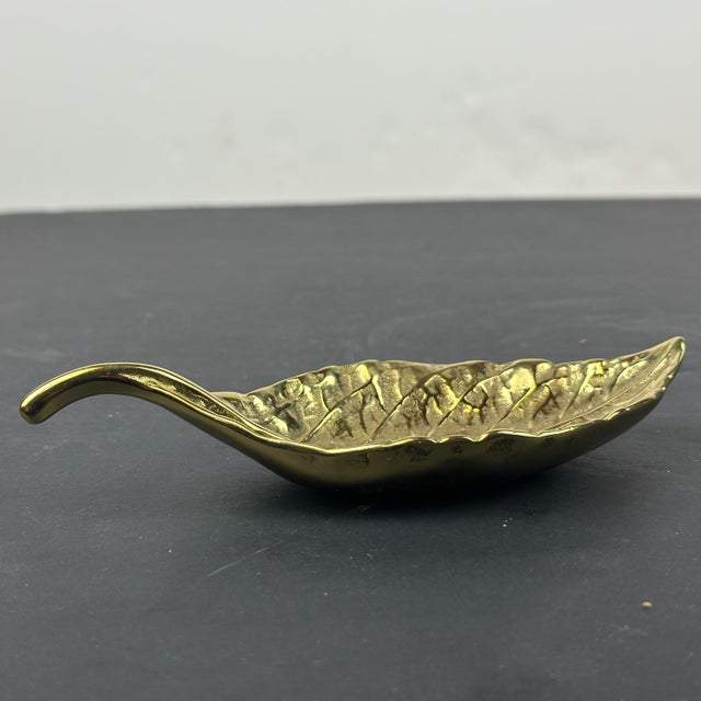Metal 1940's Virginia Metalcrafters Solid Brass Hydrangea Leaf Sculpture Tray Dish For Sale - Image 7 of 7