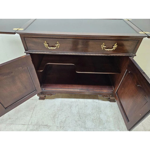 1990s Henredon Rittenhouse Square Chippendale Server Sideboard Mahogany For Sale In Philadelphia - Image 6 of 12