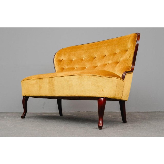 Mid-Century Sofa in Yellow For Sale - Image 17 of 18