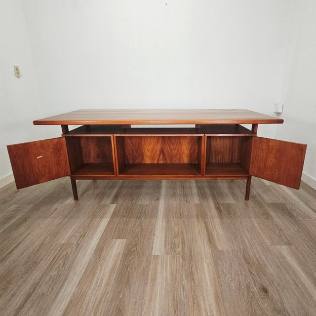 Kai Kristiansen Attributed Kai Kristiansen Model 58 Danish Modern Floating Executive Desk 70" For Sale - Image 4 of 18