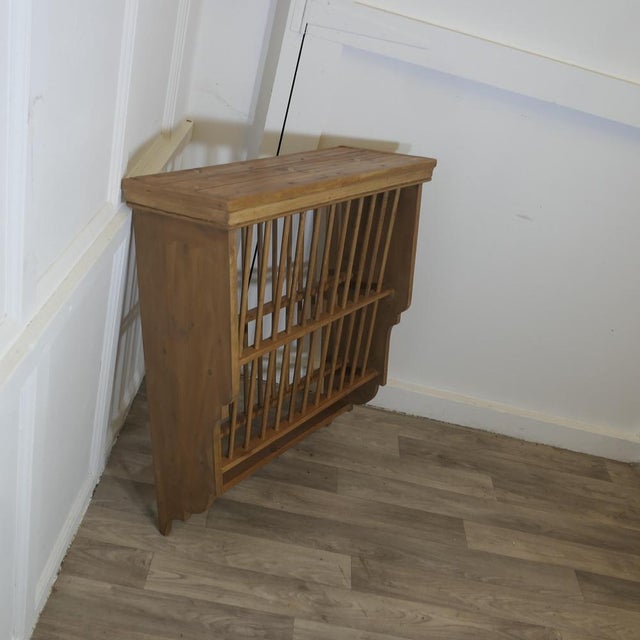 1970s Pine Kitchen Wall Hanging Plate Draining Rack, 1970s For Sale - Image 5 of 7