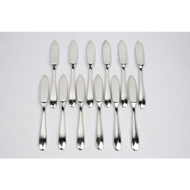Silver-Plated Fish Service with Smooth Handles from Christofle, 1980s, Set of 24 For Sale - Image 9 of 18