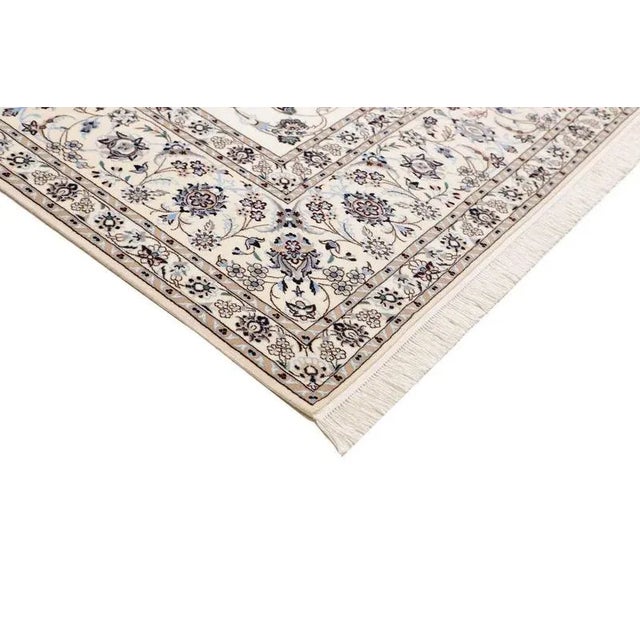 Middle Eastern Hand-Knotted Rug with Floral Pattern For Sale - Image 5 of 11