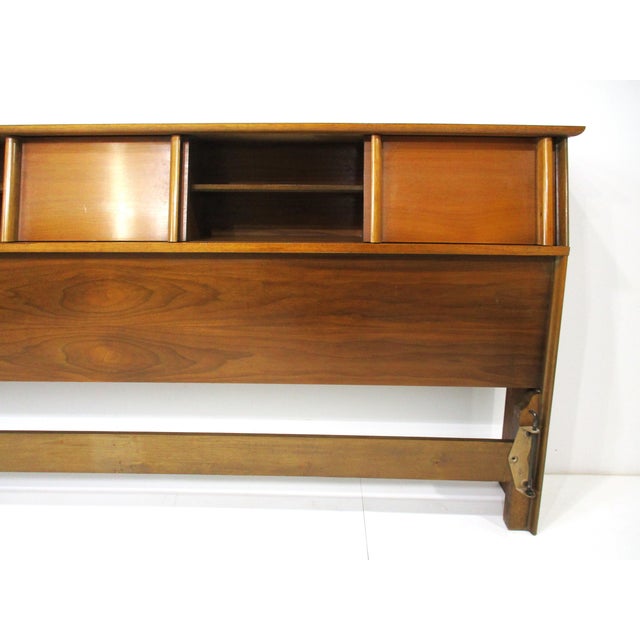Dixie Furniture Co. King Mid Century Walnut Headboard by Dixie Furniture For Sale - Image 4 of 16