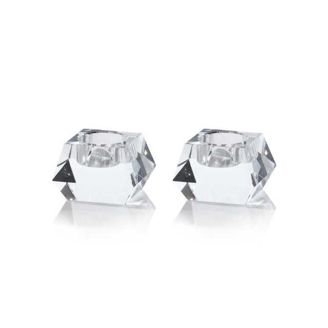 Light up the room with contemporary style with this tealight candle holder set, featuring a sleek clear faceted design we...