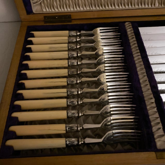 Traditional 19th Century English Victorian Fruit Service in Silk Upholstered Mahogany Box This Is a Service for Twelve- 24 Pieces For Sale - Image 3 of 12