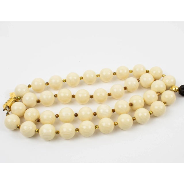 Valentino Garavani Haute Couture Beaded Choker Necklace With Charms For Sale - Image 9 of 11