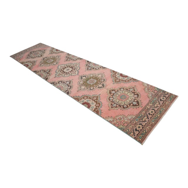 Hand-Knotted Oushak Runner Rug Faded Pink Low Pile Hallway Decor Kitchen Rug- 3'2″x 12'4″ For Sale
