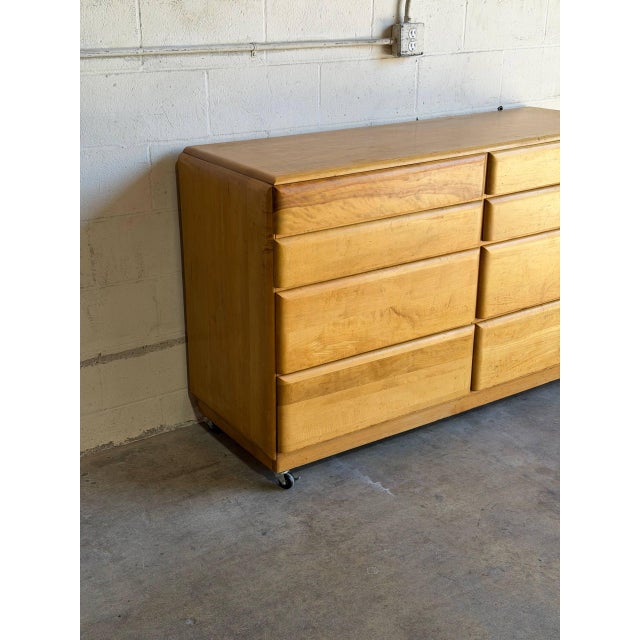 Heywood Wakefield Stardust Maple 8 Drawer Storage Lowboy Dresser Mid-Century Modern 1950s For Sale - Image 9 of 10