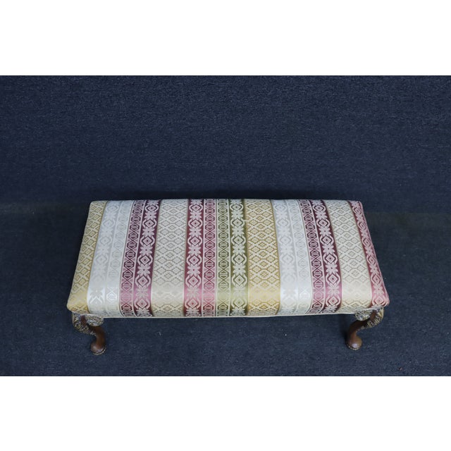 Queen Anne Style Paint Decorated Window Bench For Sale - Image 4 of 11