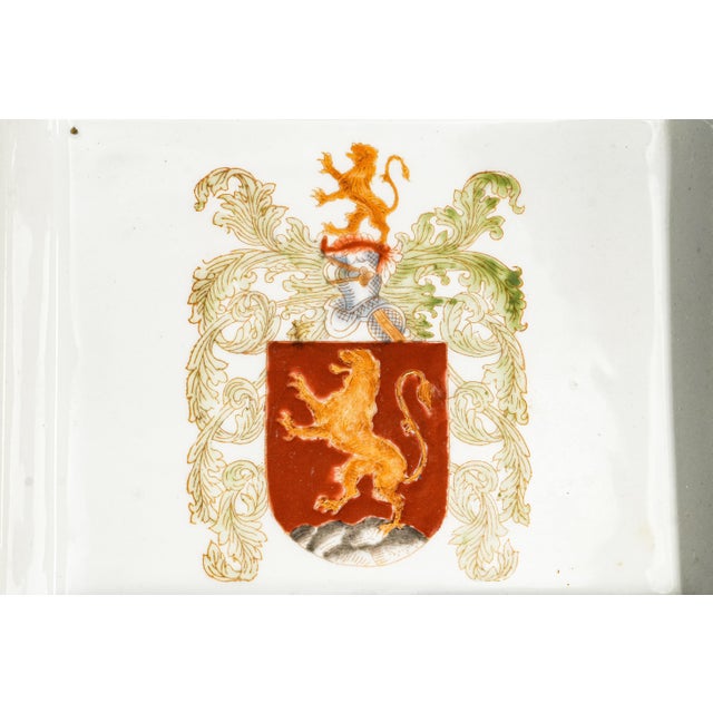Stately Pair Vintage Porcelain Armorial Catchall Trays Heraldic Coat of Arms Dish Gold Gilt English Country Home Decor For Sale In New York - Image 6 of 16
