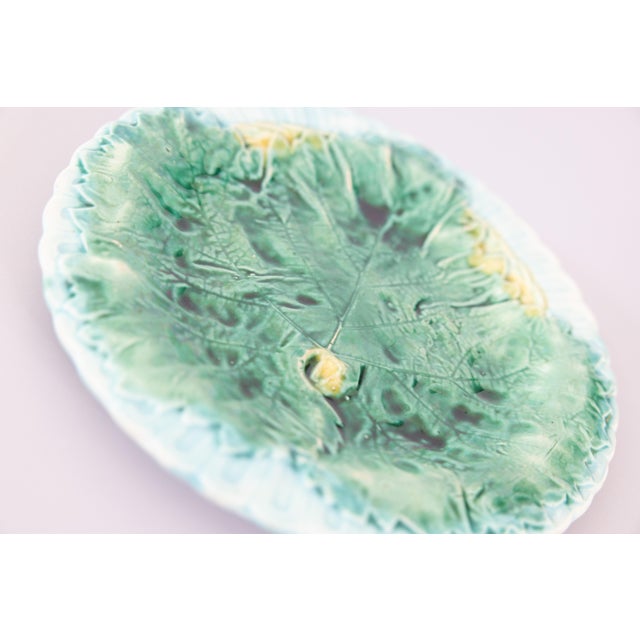 Victorian 19th Century English Majolica Turquoise & Green Begonia Leaf Plate For Sale - Image 3 of 7