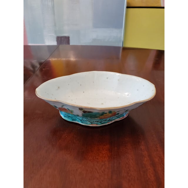 Late 18th Century Antique Chinese Porcelain Bowl 18th Century For Sale - Image 5 of 7
