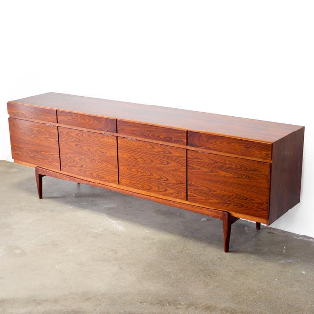 1950s Faarup Møbelfabrik Model Fa66 Rosewood Sideboard Designed by Ib Kofod-Larsen For Sale - Image 5 of 16